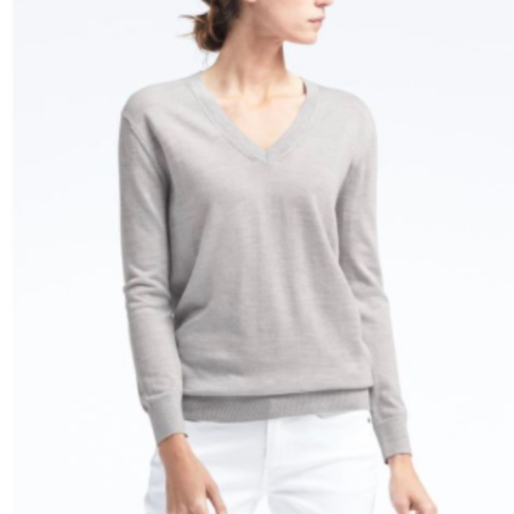 Banana Republic Wool Sweater - Picture 1 of 4